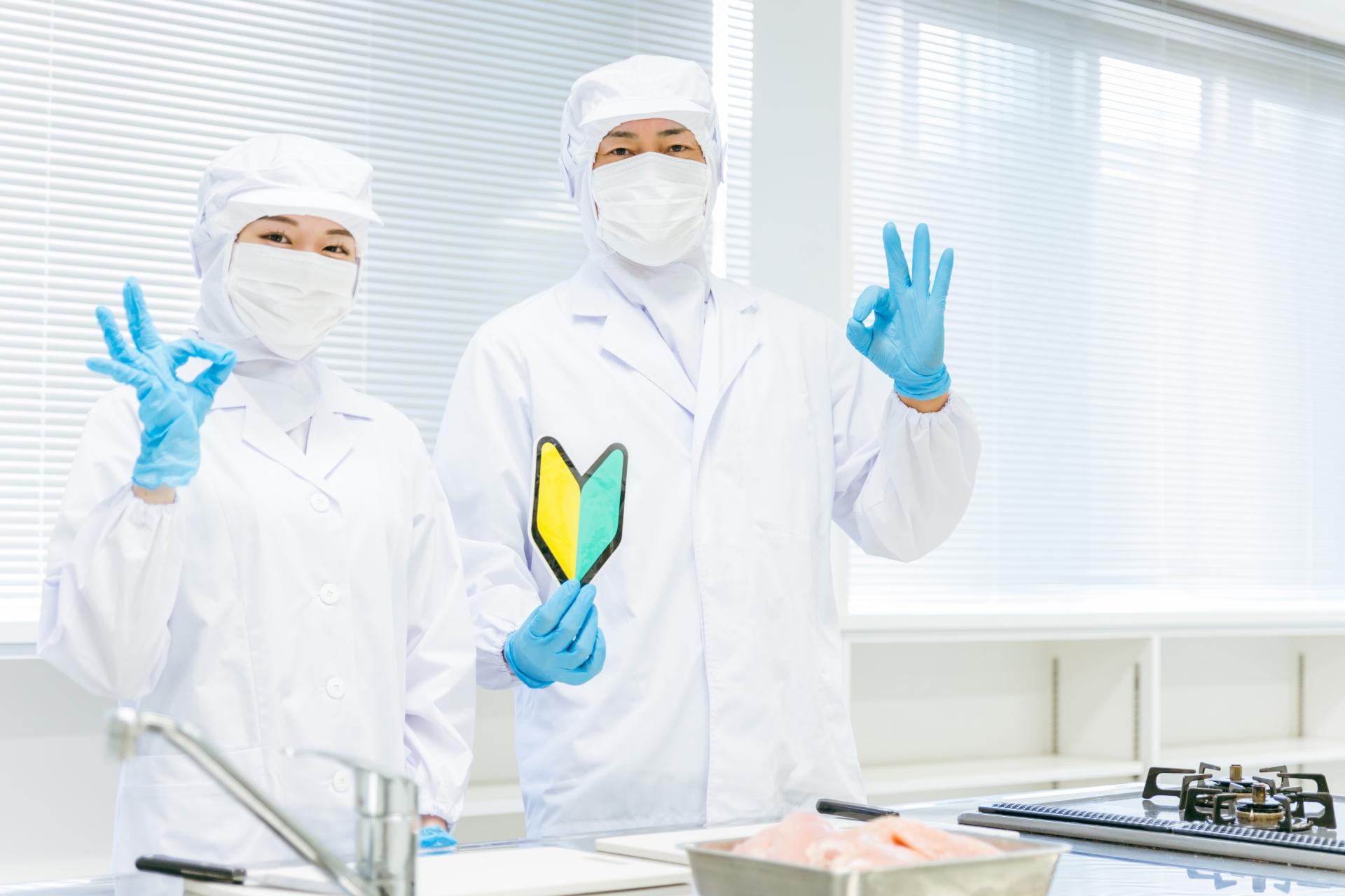 冷凍ピザの具材トッピング作業（ライン作業） イメージ1