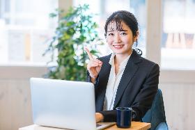 週4日×1日4h｜駅近オフィスで経理・総務サポート イメージ1